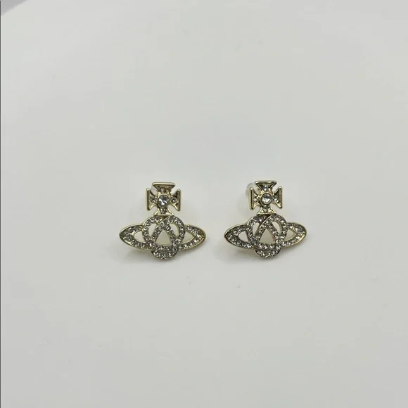 1469. Elegant Gold and Silver Earrings - Picture 1 of 3
